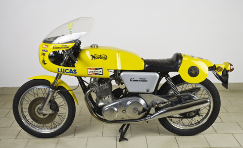 Norton Commando PR 750cc del 1971